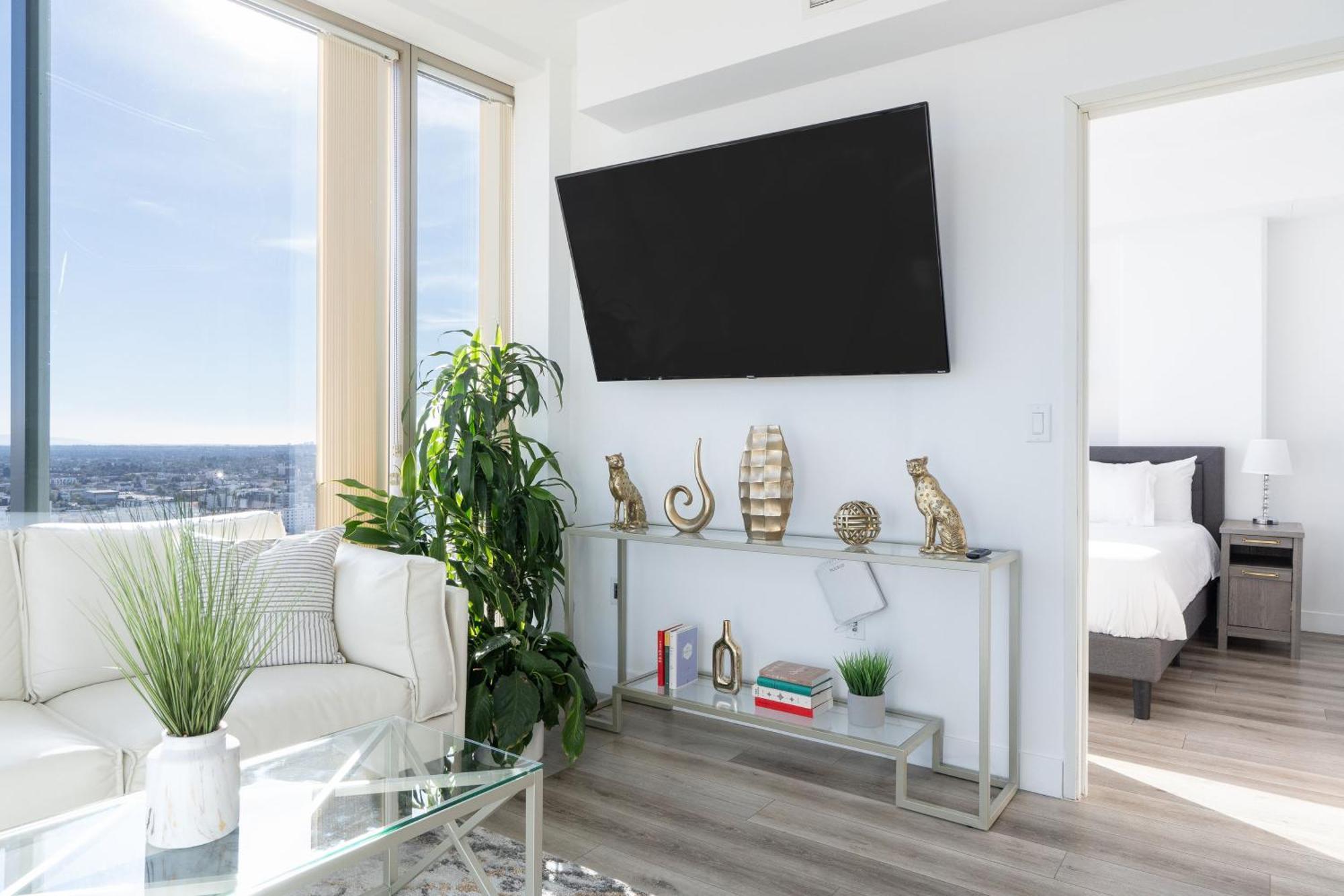 2 Million Dollar 2bd Koreatown Penthouse With Pool