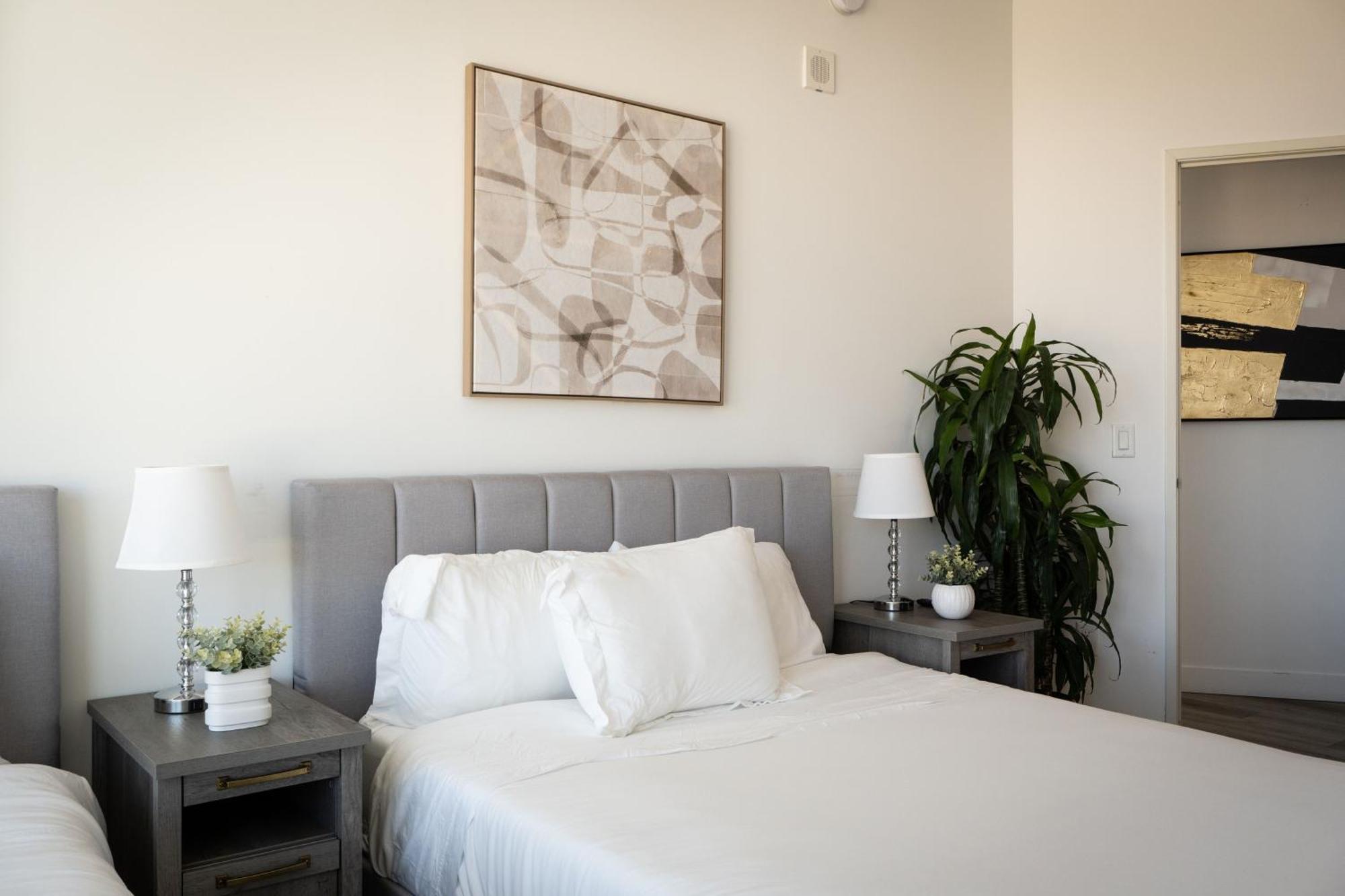 2 Million Dollar 2bd Koreatown Penthouse With Pool Los Angeles